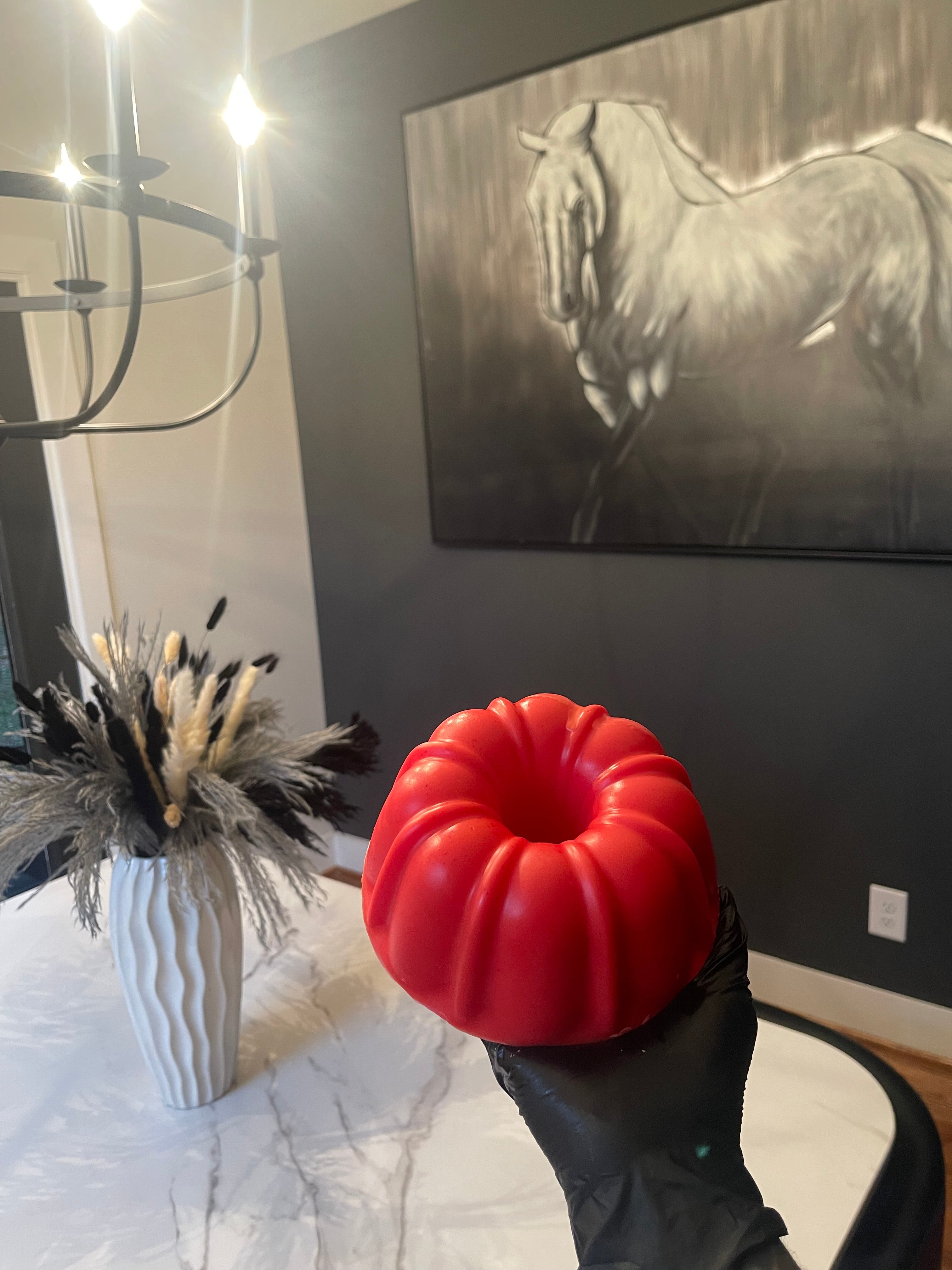 Bundt Cake Candle